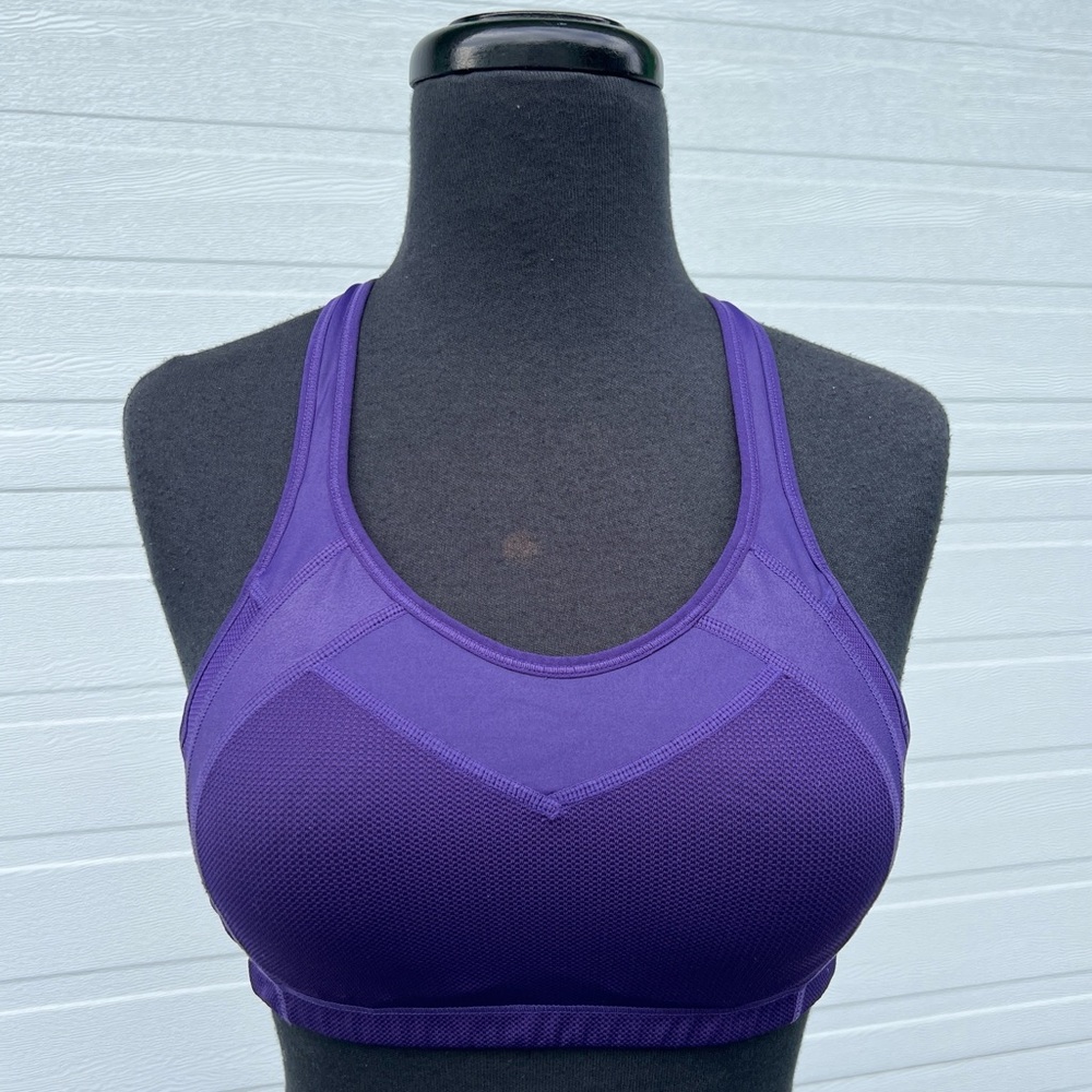 Brooks Moving Comfort Women's Urban X-Over A/B in Purple, M